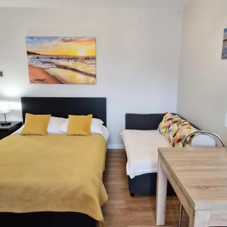 Cozy Modern Sunrise 35m2 Balcony 3 Persons *