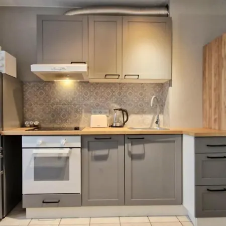 Cozy Modern Sunrise 35m2 Balcony 3 Persons