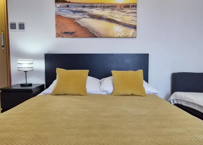 Cozy Modern Sunrise 35m2 Balcony 3 Persons * Krakau