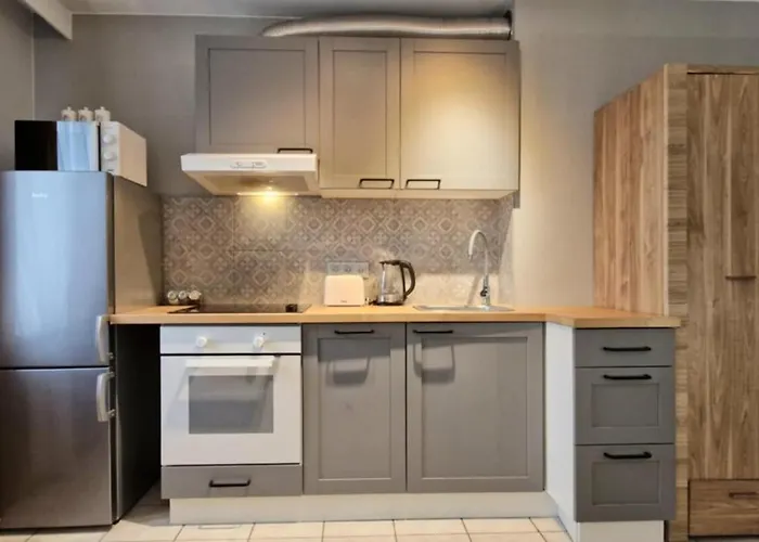 Cozy Modern Sunrise 35m2 Balcony 3 Persons